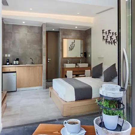 Lilium Luxury 3* Agia Marina