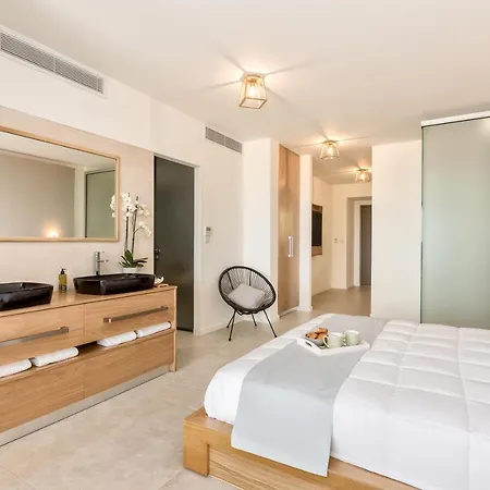 Lilium Luxury 3* Agia Marina