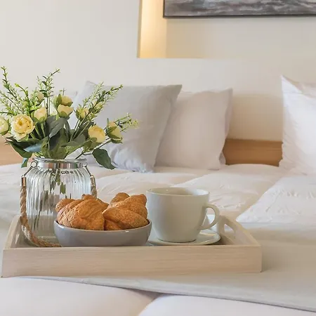 Lilium Luxury