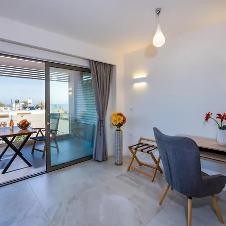 Lilium Luxury Hotel Agia Marina